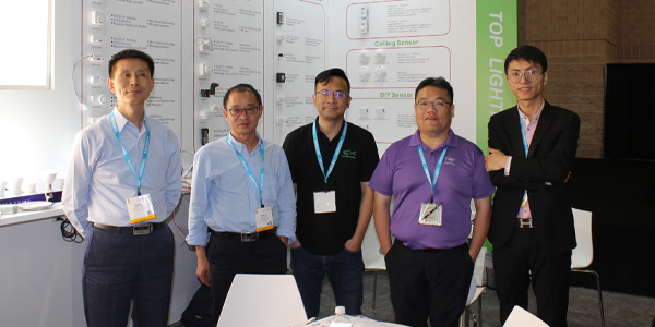 Top Lighting - Team